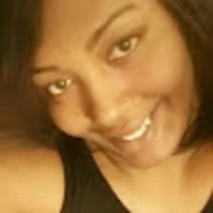 Meet your Posher, Derricka